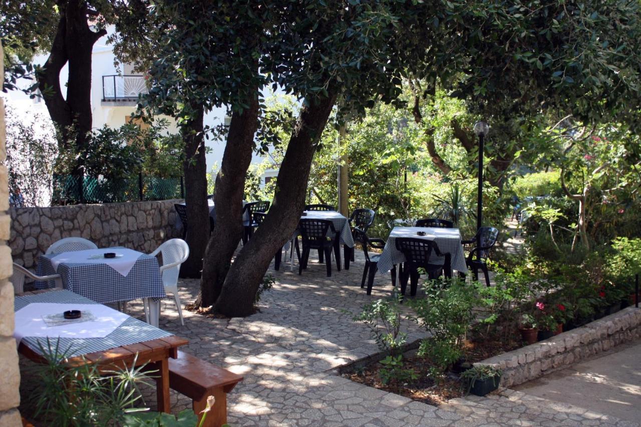 Apartments By The Sea Suha Punta, Rab - 5050 Kampor Exterior foto