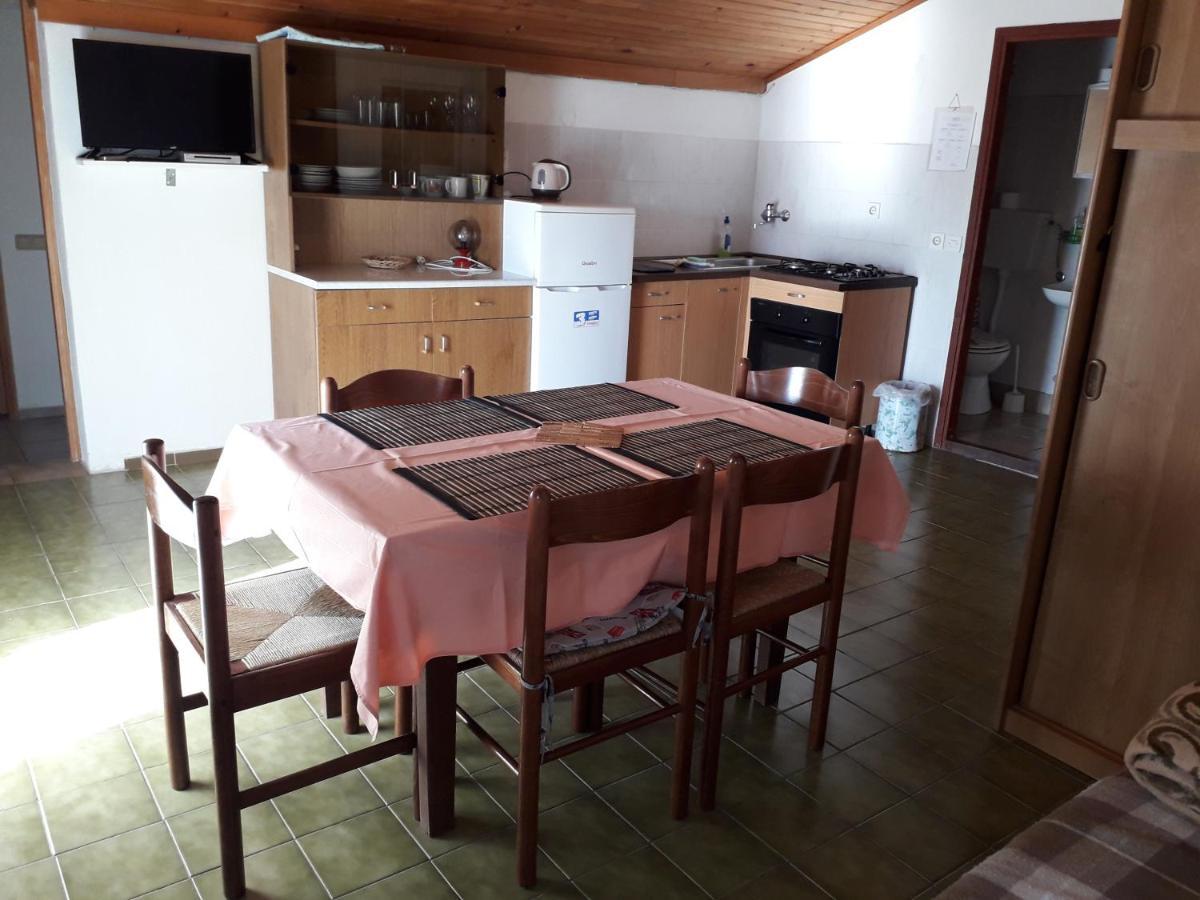 Apartments By The Sea Suha Punta, Rab - 5050 Kampor Exterior foto